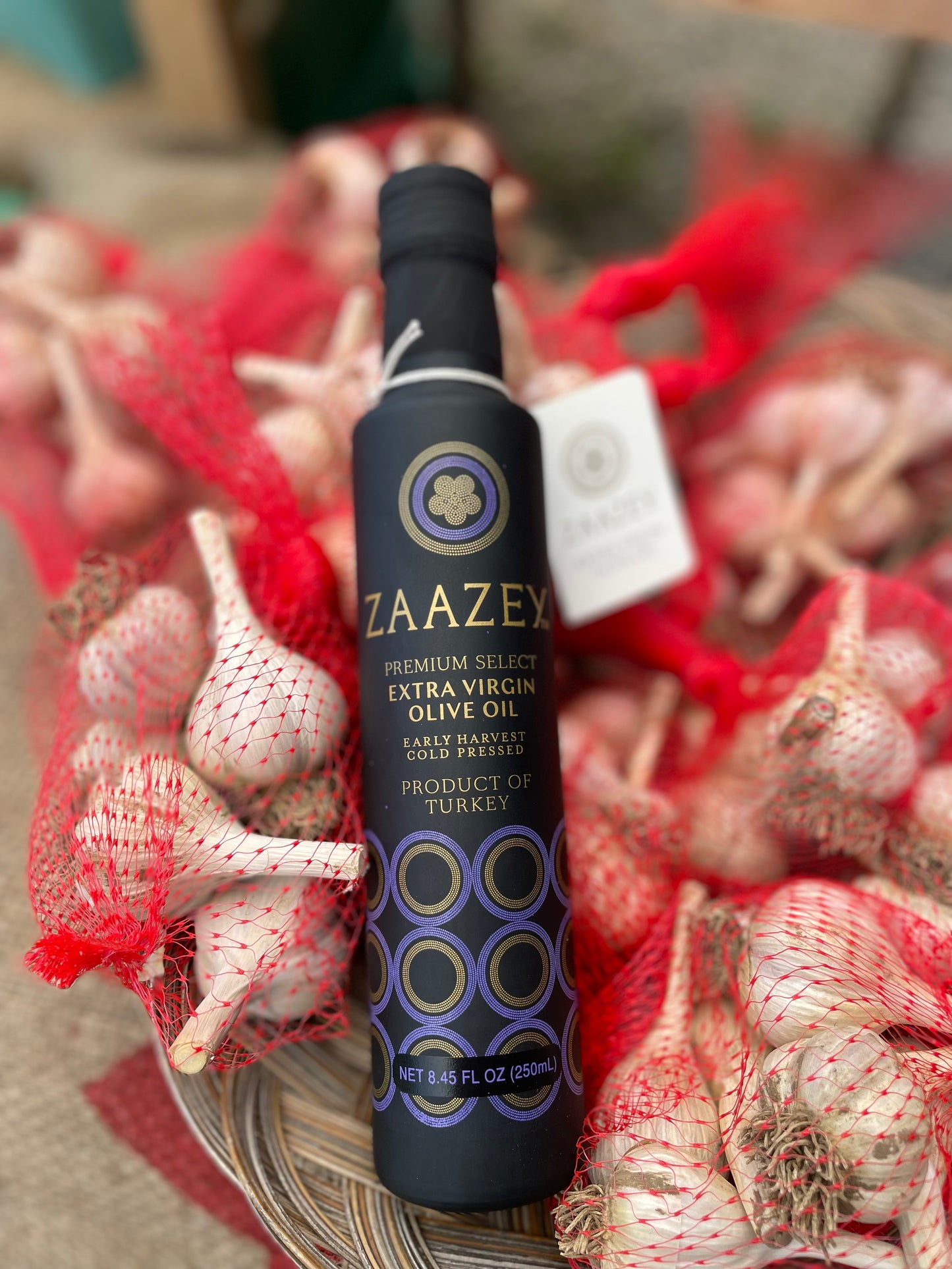 ZAAZEY® EVOO PREMIUM SELECT, MONOVARIETAL 8.45 FL.OZ (250ML)