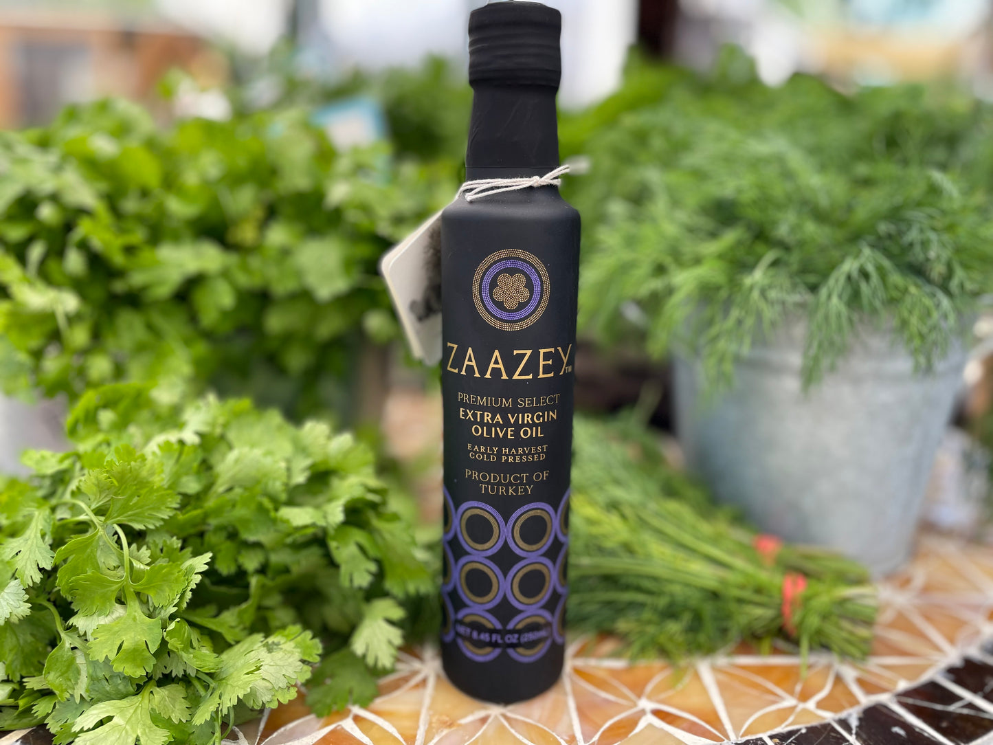 ZAAZEY® EVOO PREMIUM SELECT, MONOVARIETAL 8.45 FL.OZ (250ML)
